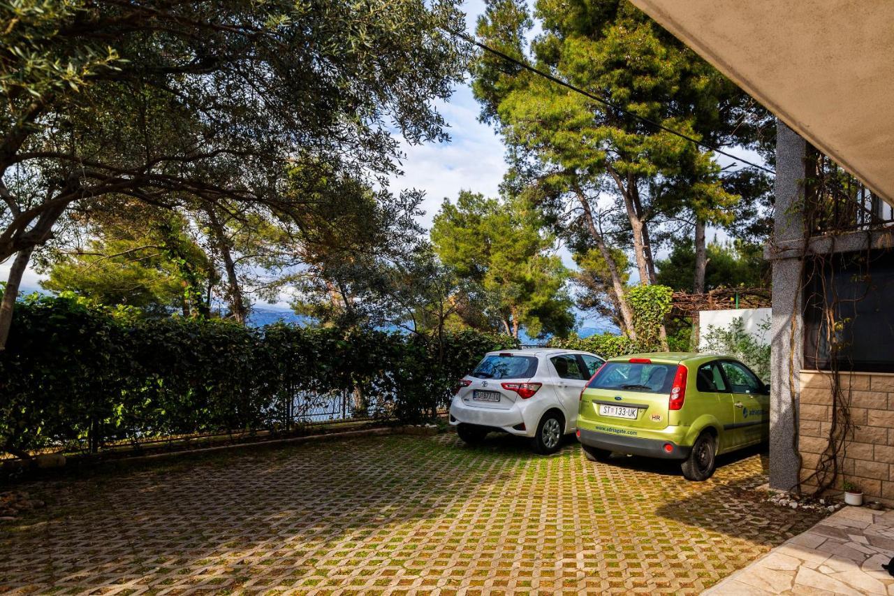 Apartment Ribica Slatine Exteriér fotografie
